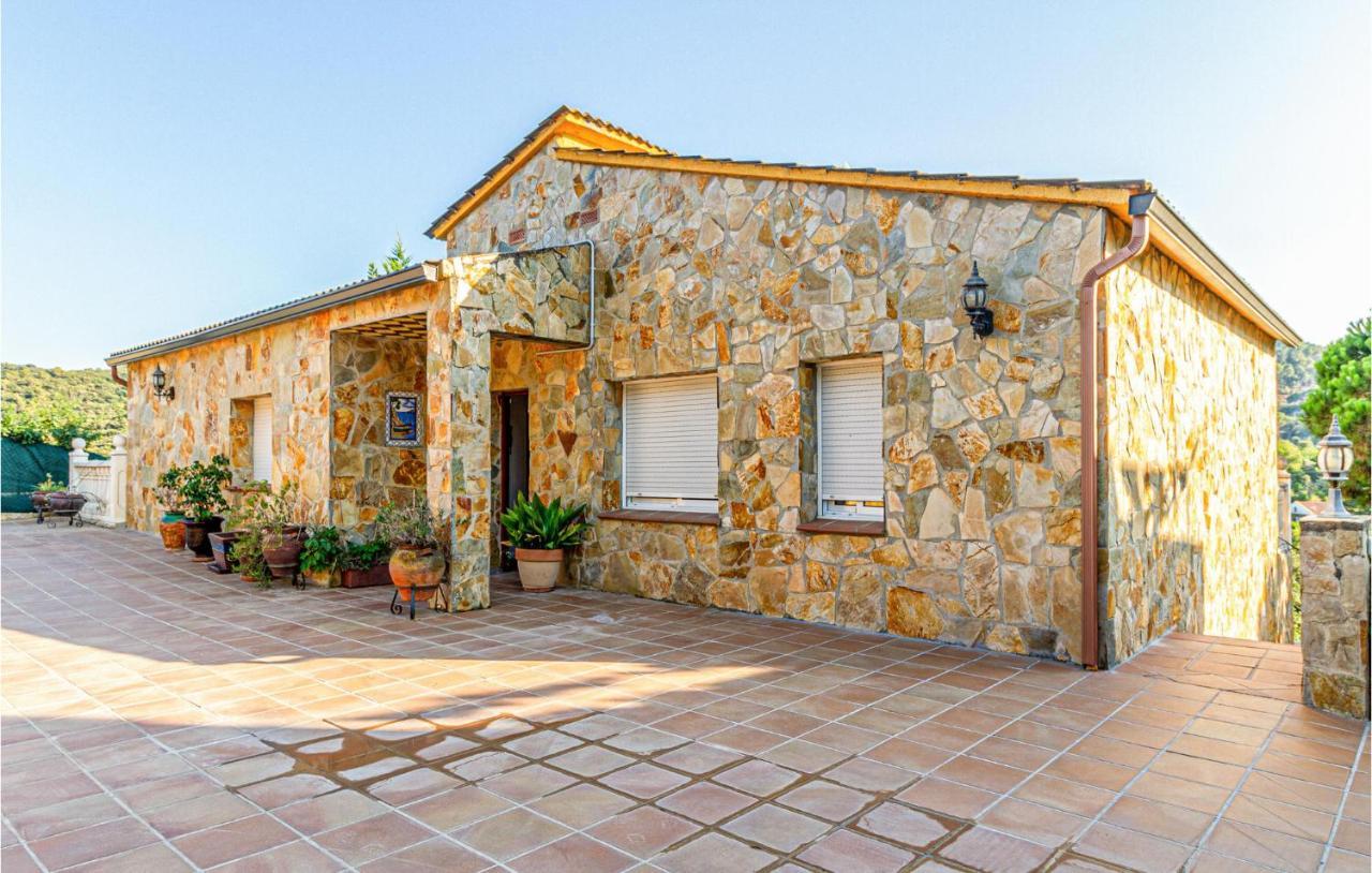 Stunning Home In Palafolls Esterno foto